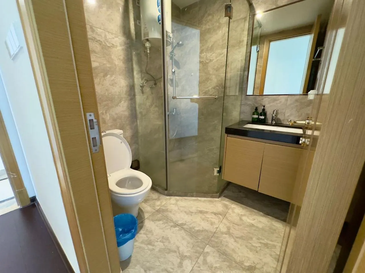 Jb City Ciq-R&F Shopping Mall Apartment Johor Bahru