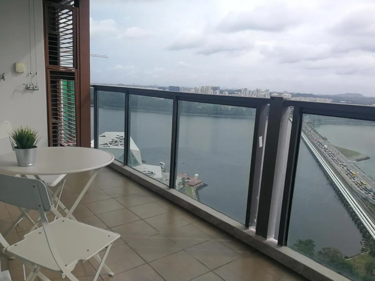 Jb City Ciq-R&F Shopping Mall Apartment Johor Bahru 0*,  Malesia