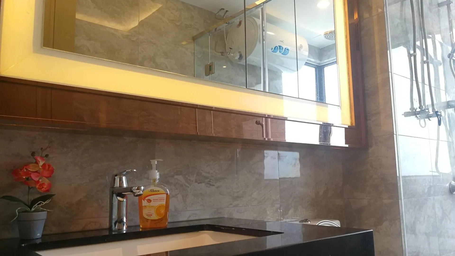 Jb City Ciq-R&F Shopping Mall Apartment Johor Bahru